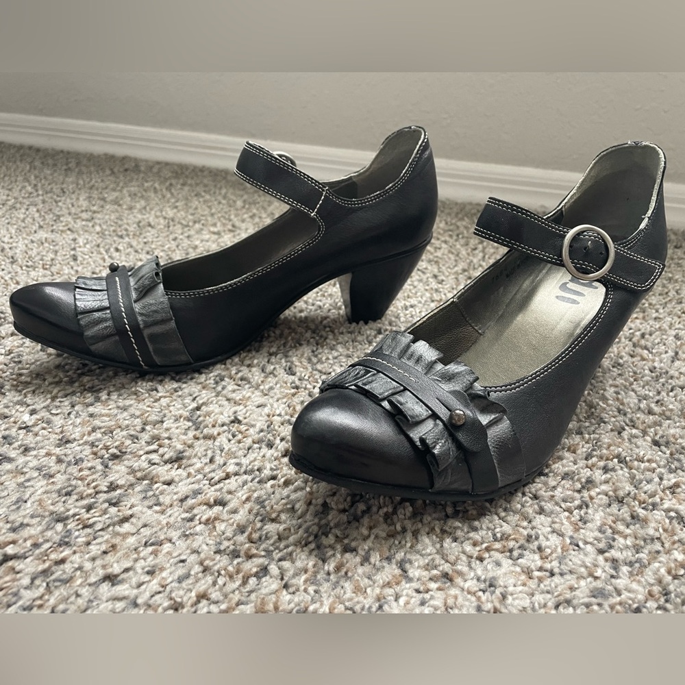 Mary Jane Heels Retro Ruffle Pointed toe